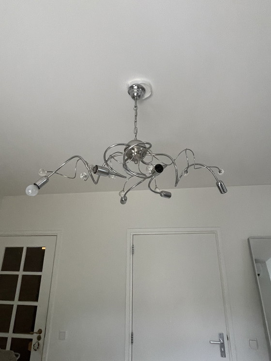 Image 1 of Lampadario in argento con 6 luci e sfere di cristallo
