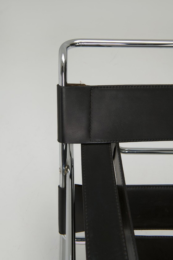 Image 1 of Chaise 'Wassily' - Marcel Breuer