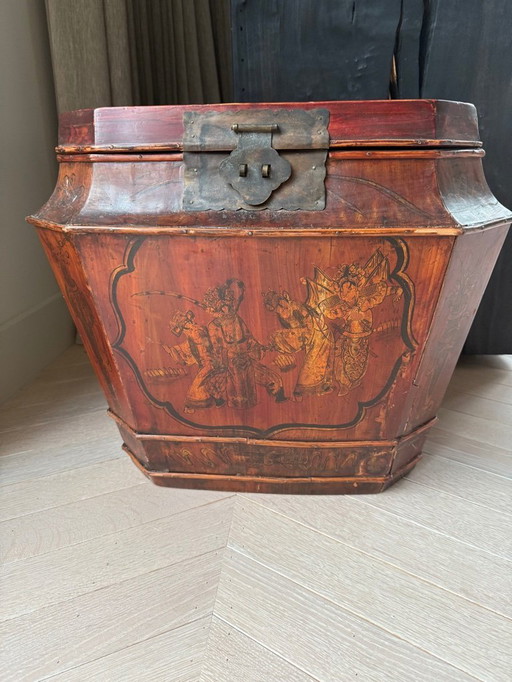 Authentische chinesische Brauttruhe, antik