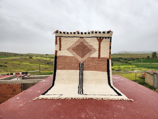 Groot Beni Ouarain tapijt 300x206 cm – Handgemaakt Marokkaans wollen tapijt – Neutraal Berber geometrisch ontwerp