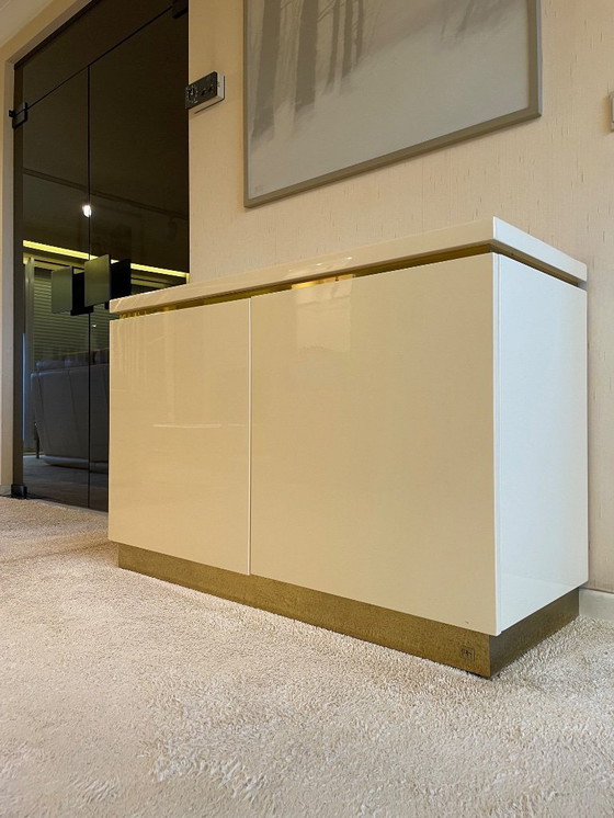 Image 1 of Jean Claude Mahey Dressoir, jaren 70, wit en messing