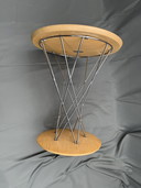 Tabouret à bascule Vitra design Isany Noguchi