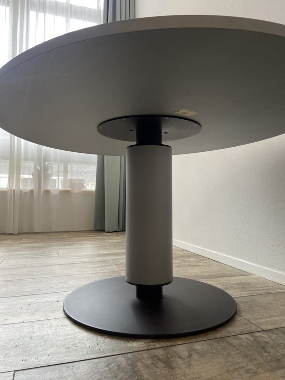 Image 1 of LEOLUX dining table model Calbuco