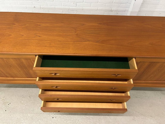 Image 1 of Deens teak dressoir H.W. Klein Bramin