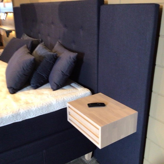 Image 1 of Jensen Epic box spring 210 x 210