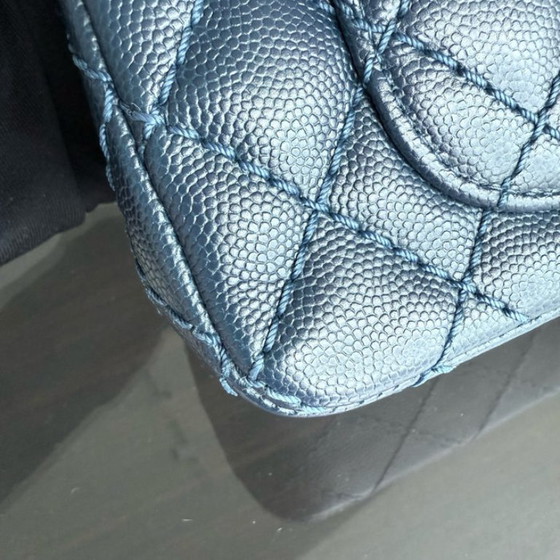Image 1 of Chanel Classic Flap Mini Rectangle - Caviar 20CM Gewatteerd Donkerblauw Ruthenium Zilverkleurige Hardware Serie 23