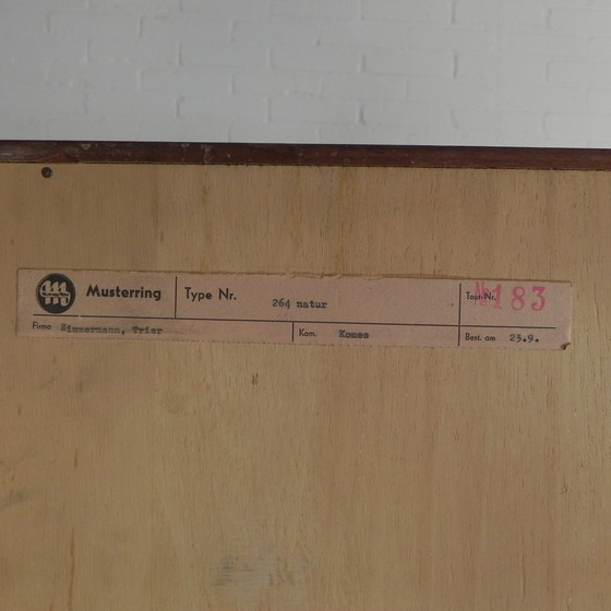 Image 1 of Vetrina con 4 ante scorrevoli in vetro, Musterring, anni '60