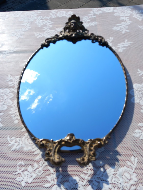Image 1 of Vintage Ovale spiegel met bronzen messing omlijsting