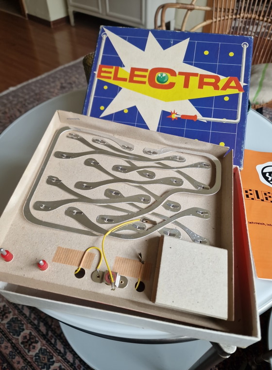 Juego educativo clásico Elektra de Sala – Objetos decorativos, Metal, Paper (photo 3 of 5)
