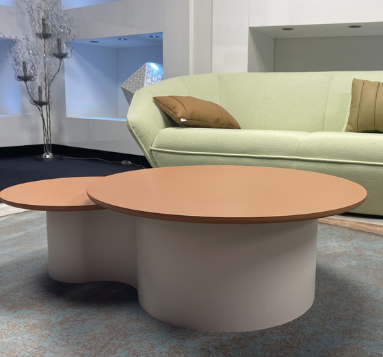 Image 1 of Leolux Pode Slowy Coffee Table Showroom