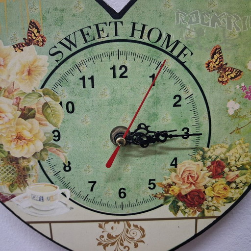 Heart-Shaped "Sweet Home" Wall Clock