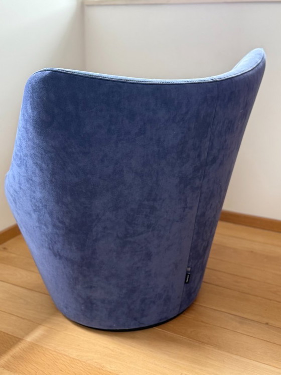 Image 1 of Ligne Roset Inda Sessel in Alcantara