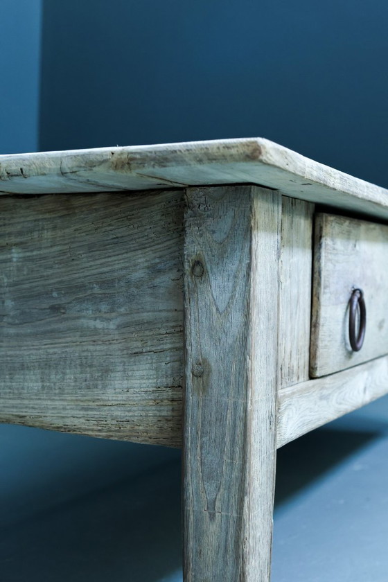 Image 1 of Coffee table Spanish Farm Table