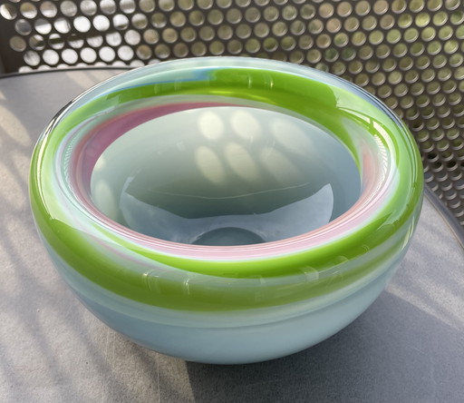 Unique bowl by glass artist Misha Ignis