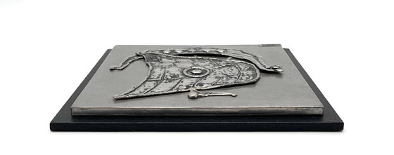 Image 1 of Raro rilievo da parete di Sven Lindström - Nave vichinga - Peltro su legno - Design scandinavo di metà secolo