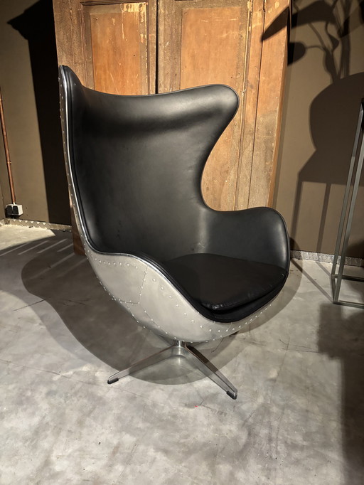 Egg Chair Matt Black Leather New Condition