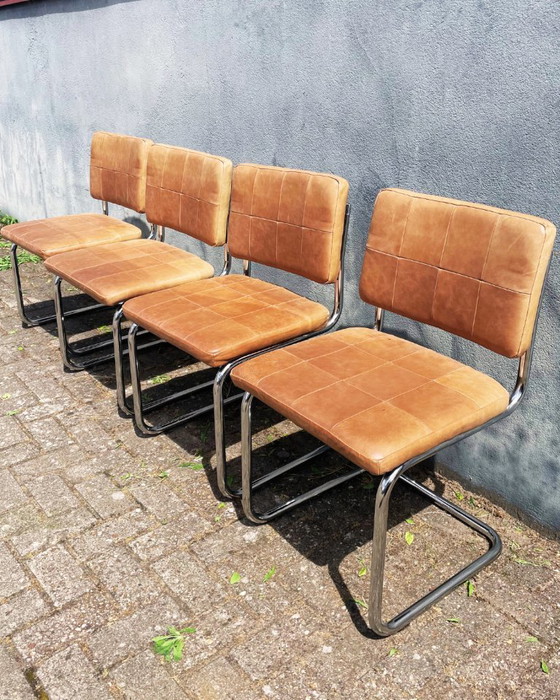 Image 1 of Rohrgestellstühle aus braunem Leder (4 Stück)