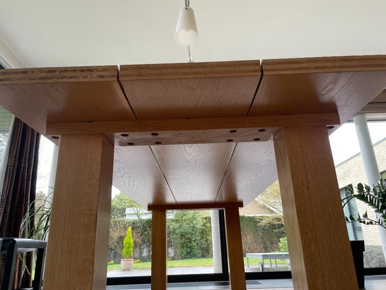 Image 1 of Table de salle à manger en chêne massif « La Basilique »