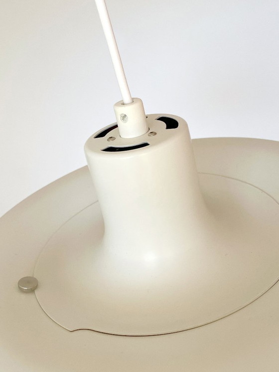 Image 1 of Poulsen PH5 LAMP wit vintage design Denmark MidCentury