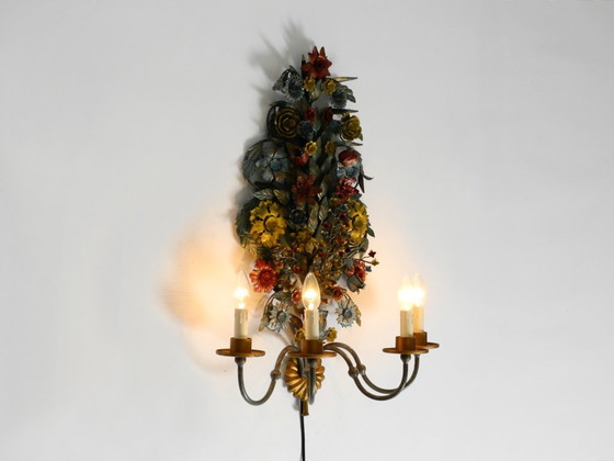 Image 1 of Immense et magnifique applique murale en métal doré et peint à la main, datant des années 1960, signée Hans Möller.