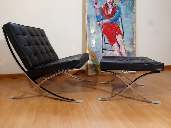 Image 1 of Knoll Set Barcelona New-Never Used Black Leather Design by Ludwig Mies Van Der Rohe and Lilly Reich (1929)