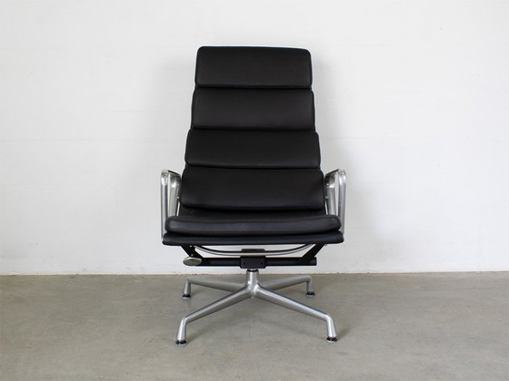 Poltrona Vitra EA 222, Charles & Ray Eames – Poltrone, Aluminium (photo 4 of 8)