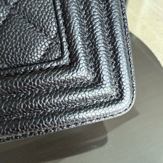 Image 1 of Chanel Boy Medium - Caviar 28CM Nuovo Medium Trapuntato Nero Rutenio Hardware Argento