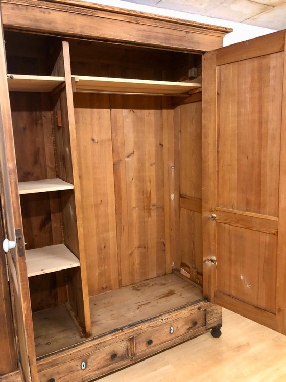 Image 1 of Country-style wardrobe in shabby chic style / Art Nouveau wardrobe, antique wardrobe