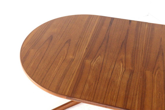 Image 1 of Dyrlund Danish design round 2x extendable dining table vintage