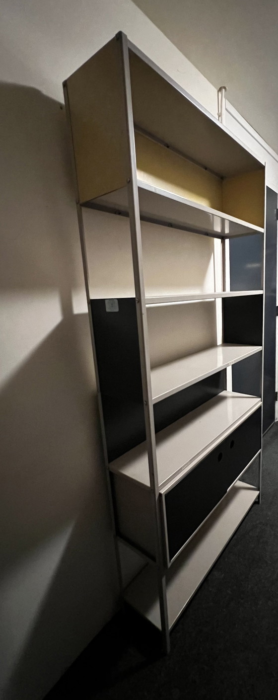 Libreria Friso Kramer Asmeta da De Bijenkorf 1953 – Librerie, Metallo (photo 3 of 9)