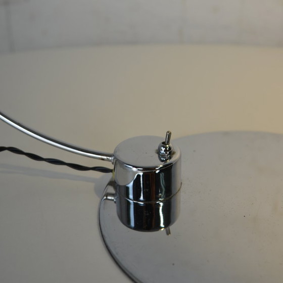 Image 1 of 1 x bendable UFO desk light