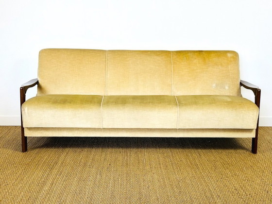 Image 1 of Schlafsofa und skandinavischer Samtsessel, 1960, 2er-Set