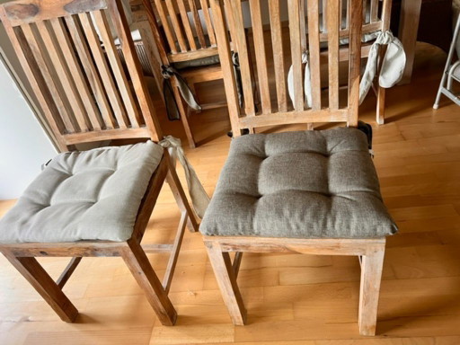 Set da pranzo in legno di acacia con 6 posti a sedere