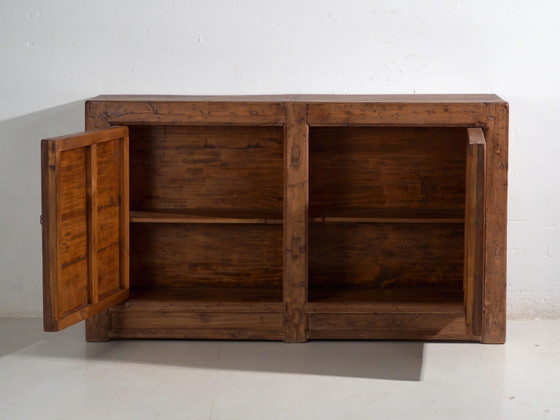 Tall Chinese sideboard in carved pine with geometric panels – Gansu, circa 1930 – Sideboard cabinet (photo 38 of 40)