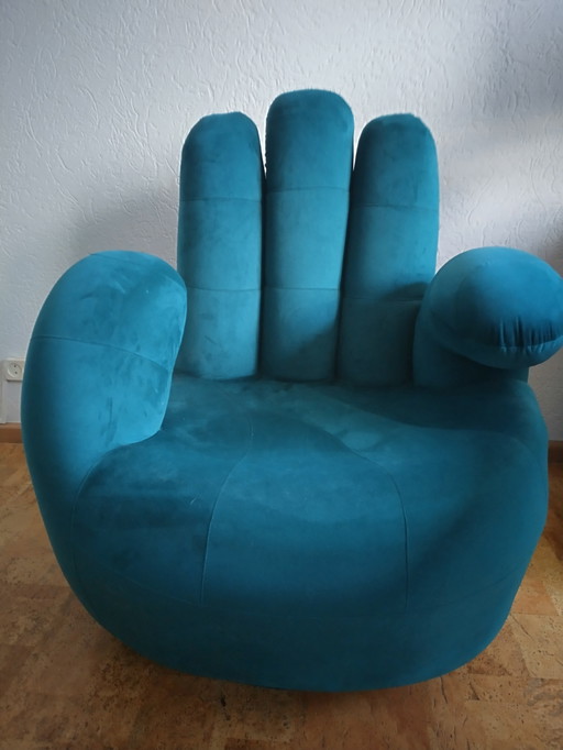 Chair Hand (Hand chair)