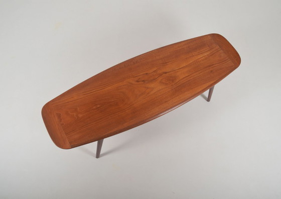 Image 1 of Table basse danoise « Surfboard » par Arne Hovmand Olsen pour Mogens Kold, années 1950