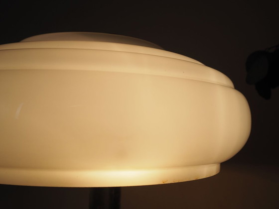 Lampada da scrivania danese degli anni '60 con paralume a forma di lente, base in metallo marrone e (photo 5 of 13)