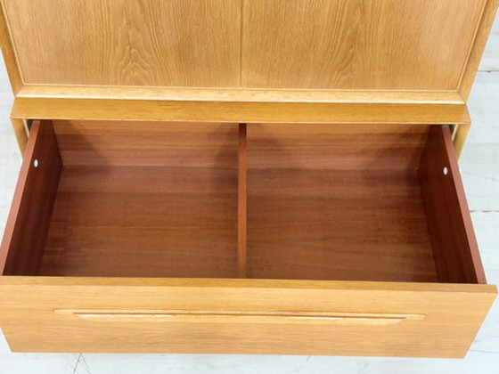 Image 1 of Armadio vintage in legno, lavabo, armadio per la biancheria, mobiletto