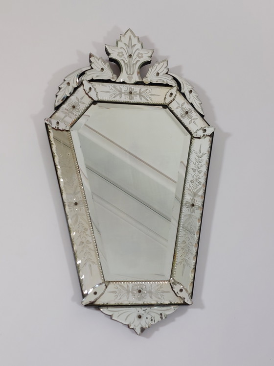 Image 1 of Antique handmade Venetian wall mirror, Murano glass, cut and engraved