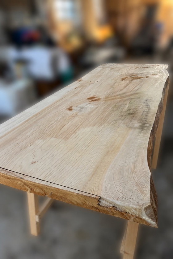 Lebanese Cedar Wood Slabs – Dining tables (photo 5 of 5)