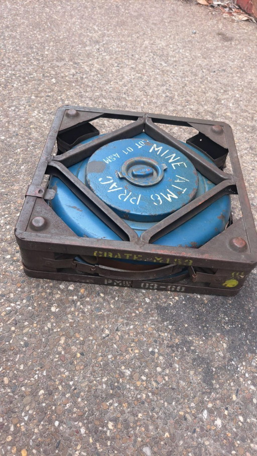 Original practice anti-tank mine - cool military decoration / eye catcher!