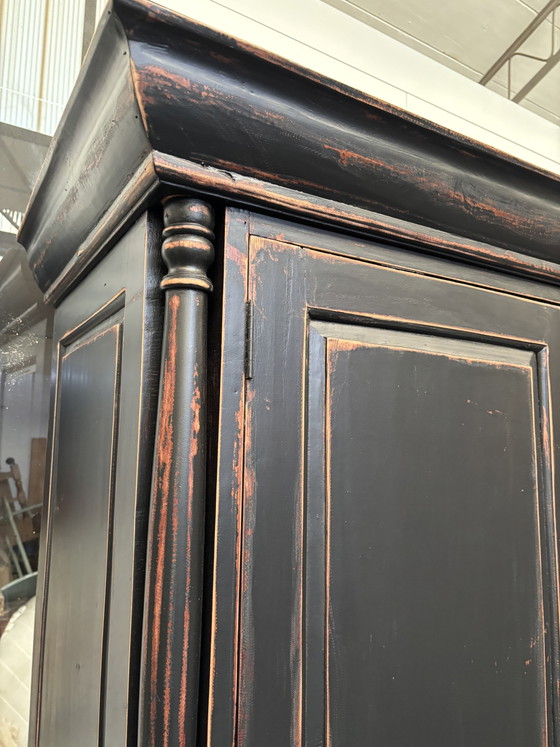 Image 1 of armoire/buffet vintage