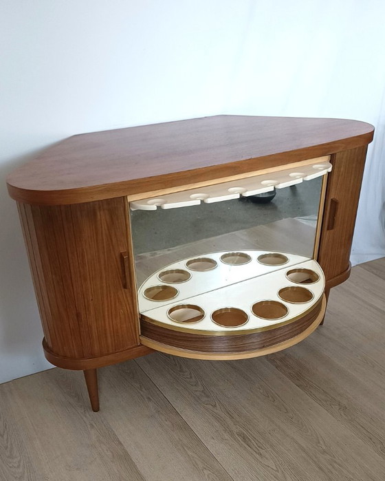 Image 1 of Mueble bar tocadiscos años 50