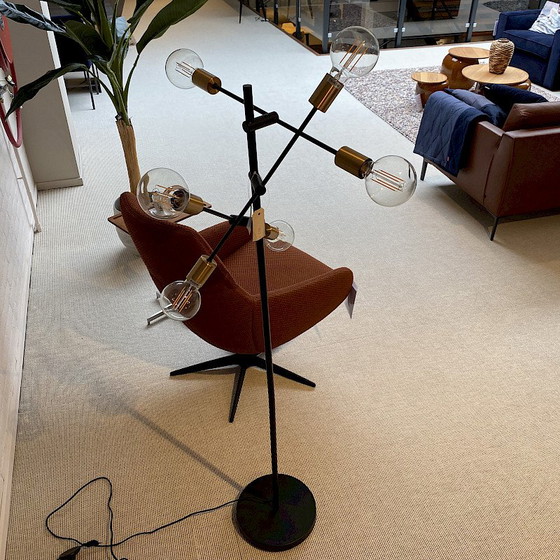 Image 1 of Lampe sur pied Dome Deco en métal noir et or