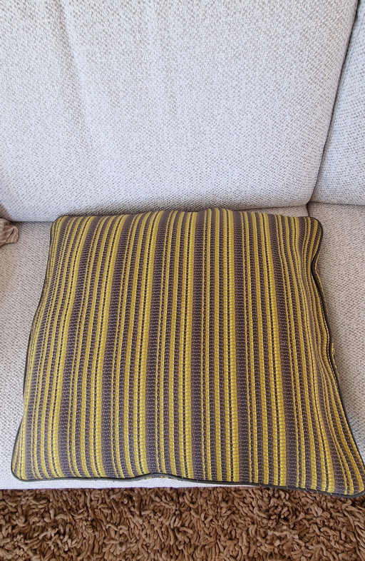 Lot de 3 coussins décoratifs Leolux à l'état neuf