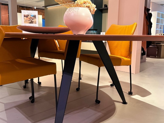 Image 1 of Mesa de comedor Twinny New World de Bree (40 % de descuento)