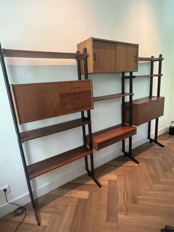 Image 1 of Bellissimo armadio a muro antico di design (Simple Lux di Louis van Teeffelen)