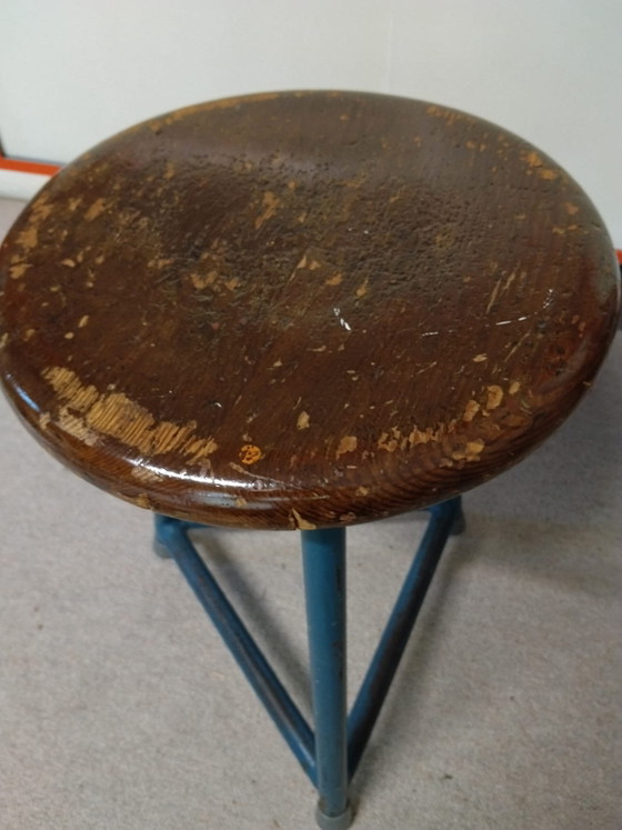 Authentic Vintage Industrial School Stool / Practical Stool – 1960s/1970s – Metal, Wood (photo 4 of 15)