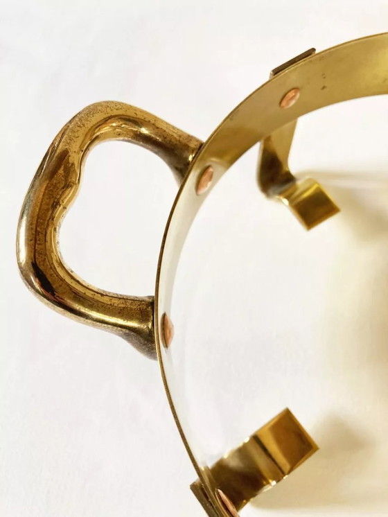 Image 1 of Plat de service en cuivre et laiton, M. Delalande, Villedieu, France