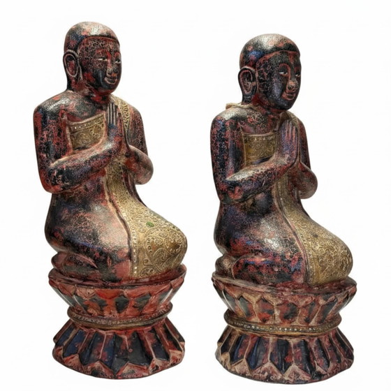 La Coppia Sangha – Antiche Immagini di Tempio Birmane con Provenienza da Galleria – ca. 1870 – Sculture (photo 4 of 10)
